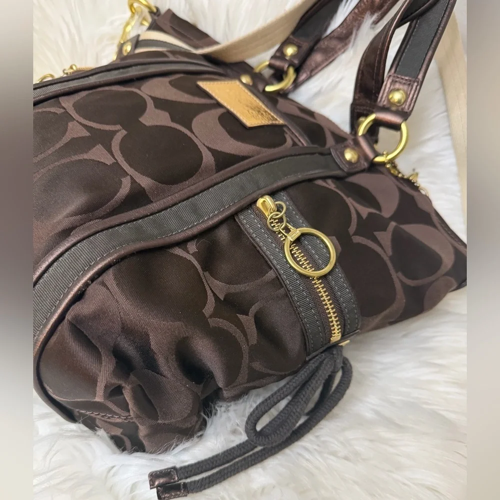 Coach Brown Signature Tote with Contrast Cream Strap#F13843